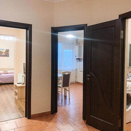 Apartments Domovik Parkaniya, 2A موكاشيفه المظهر الخارجي الصورة
