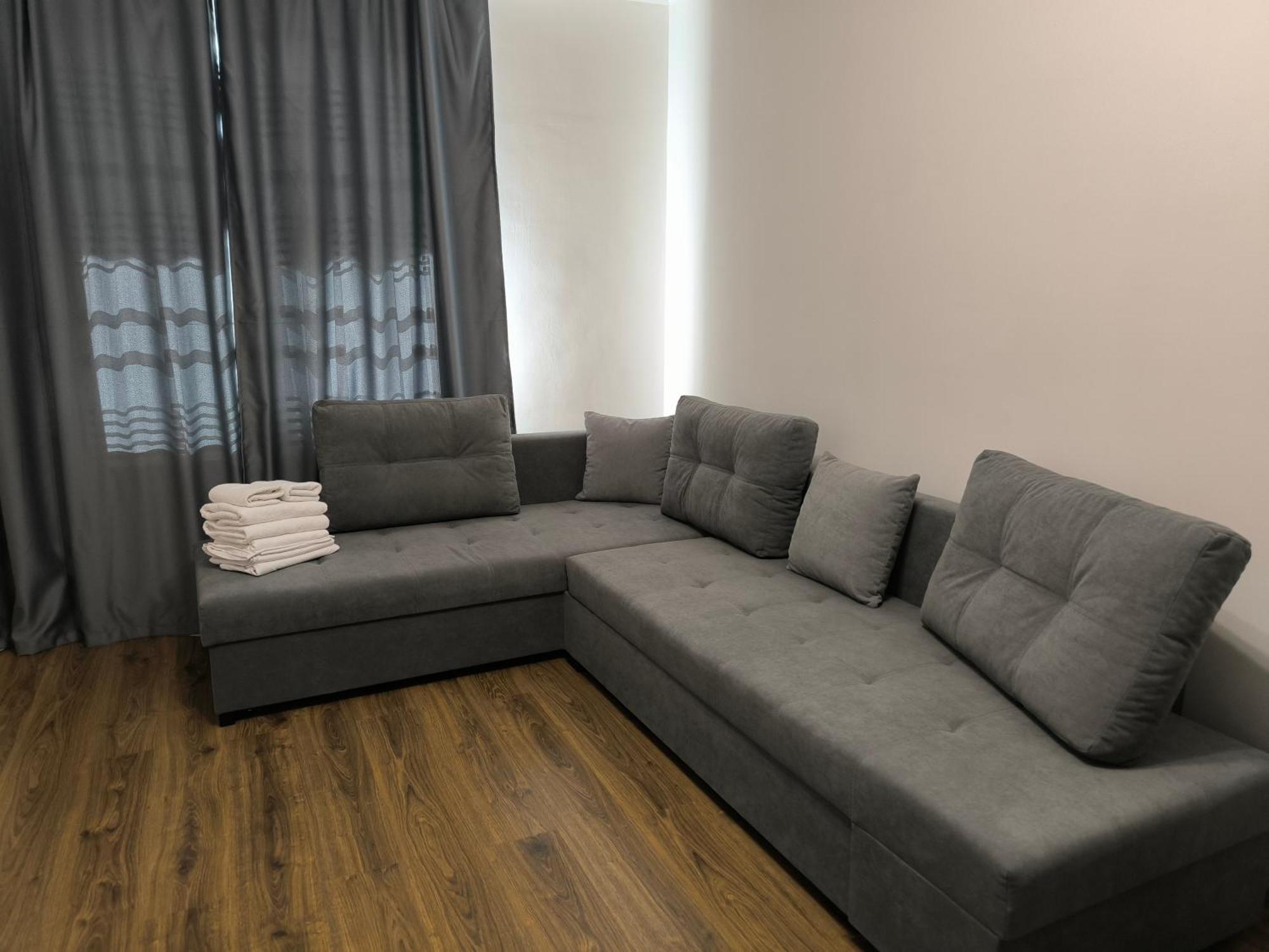 Apartments Domovik Parkaniya, 2A موكاشيفه المظهر الخارجي الصورة