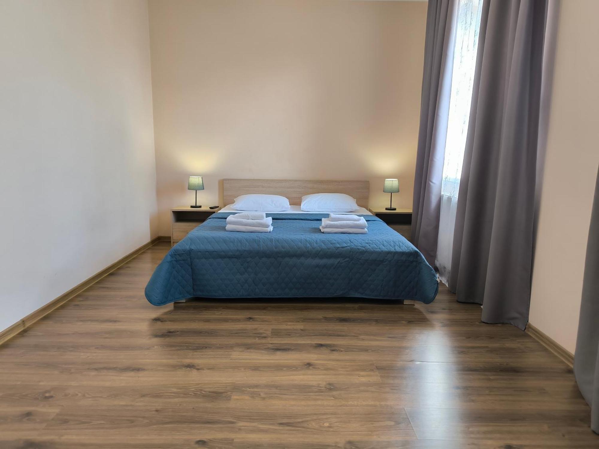 Apartments Domovik Parkaniya, 2A موكاشيفه المظهر الخارجي الصورة