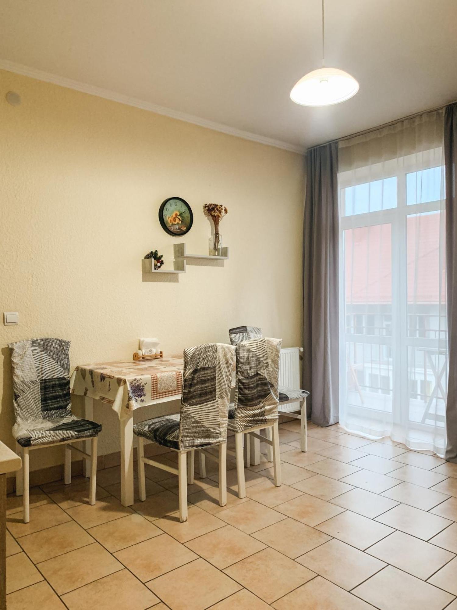 Apartments Domovik Parkaniya, 2A موكاشيفه المظهر الخارجي الصورة