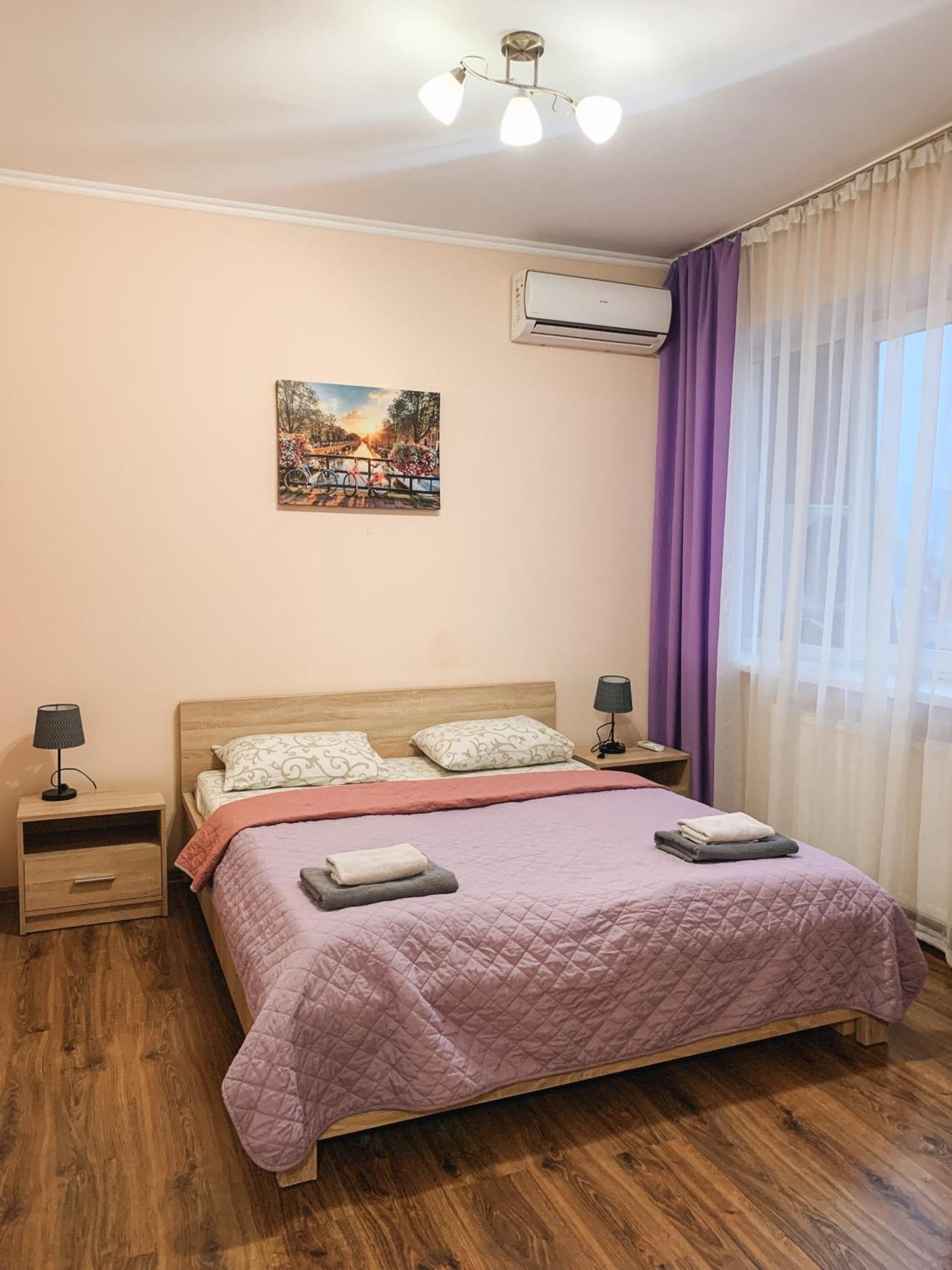 Apartments Domovik Parkaniya, 2A موكاشيفه المظهر الخارجي الصورة