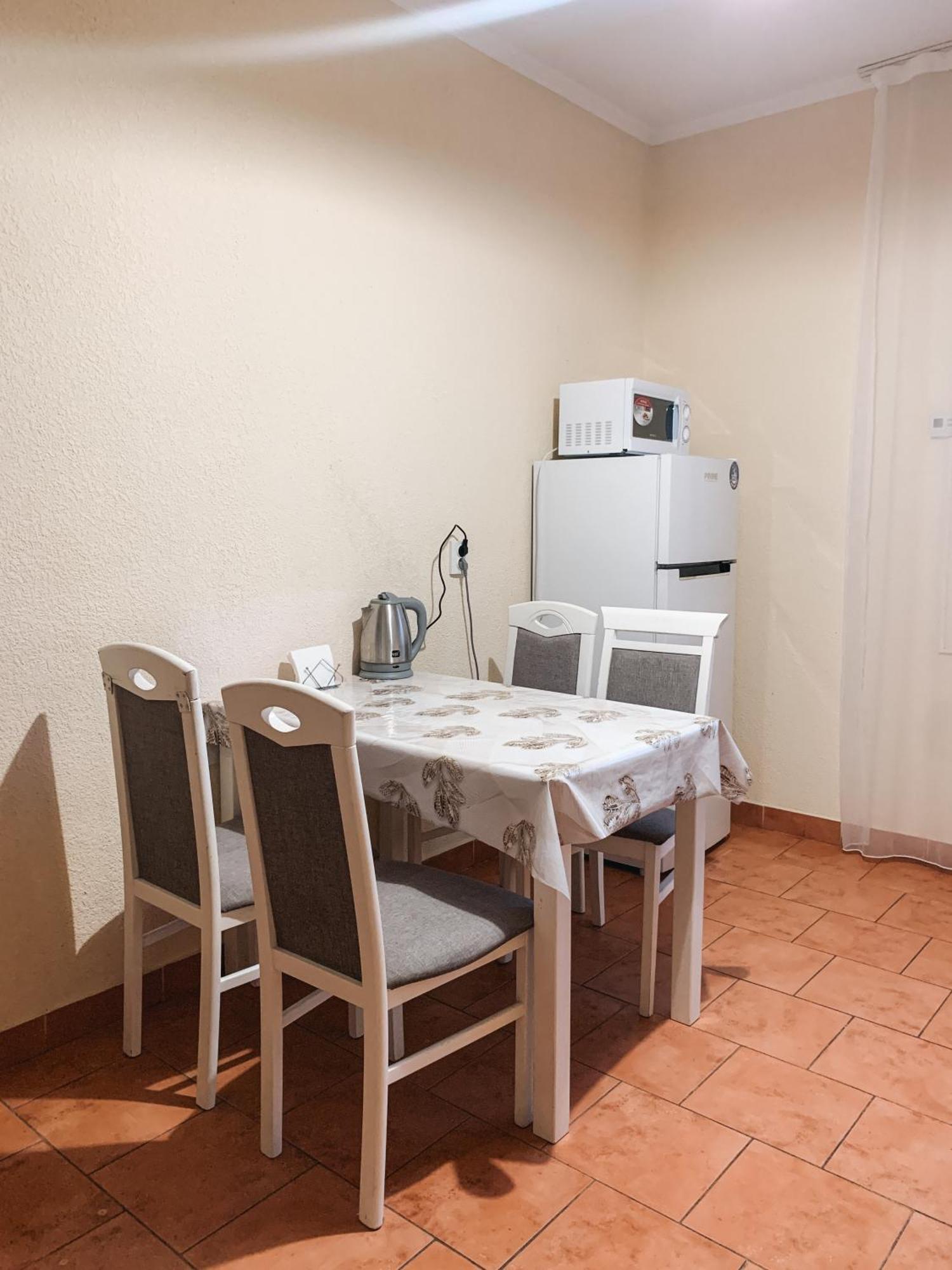 Apartments Domovik Parkaniya, 2A موكاشيفه المظهر الخارجي الصورة