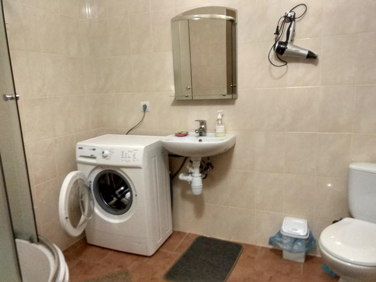 Apartments Domovik Parkaniya, 2A موكاشيفه المظهر الخارجي الصورة